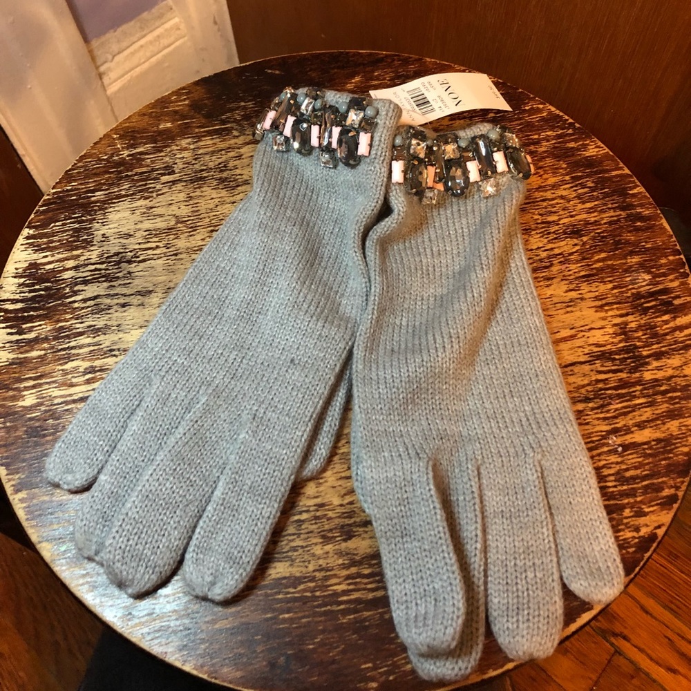 Ann Taylor Grey Gloves
